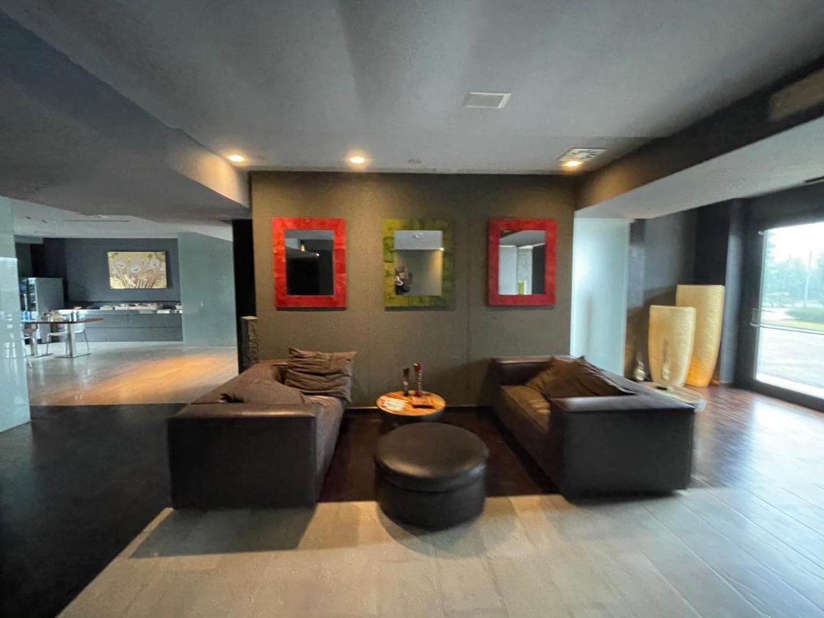 Bes Hotel Cremona Soncino Kültér fotó